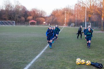 Bild 12 - wBJ Krummesser SV - Holstein Kiel : Ergebnis: 0:3